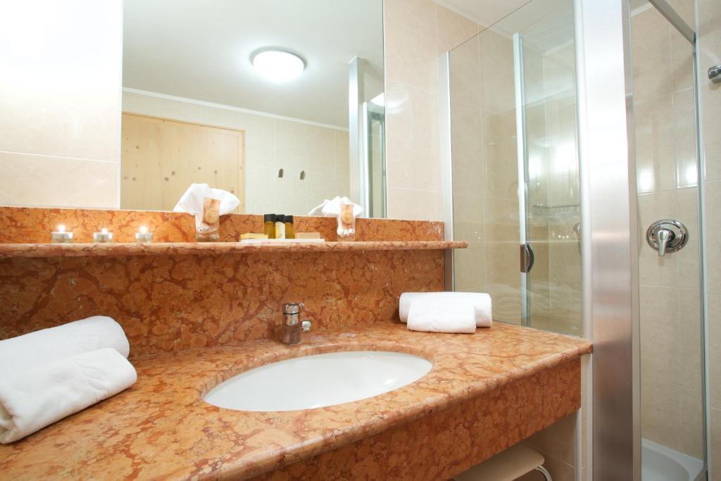 Double Room,917480329:JPEG